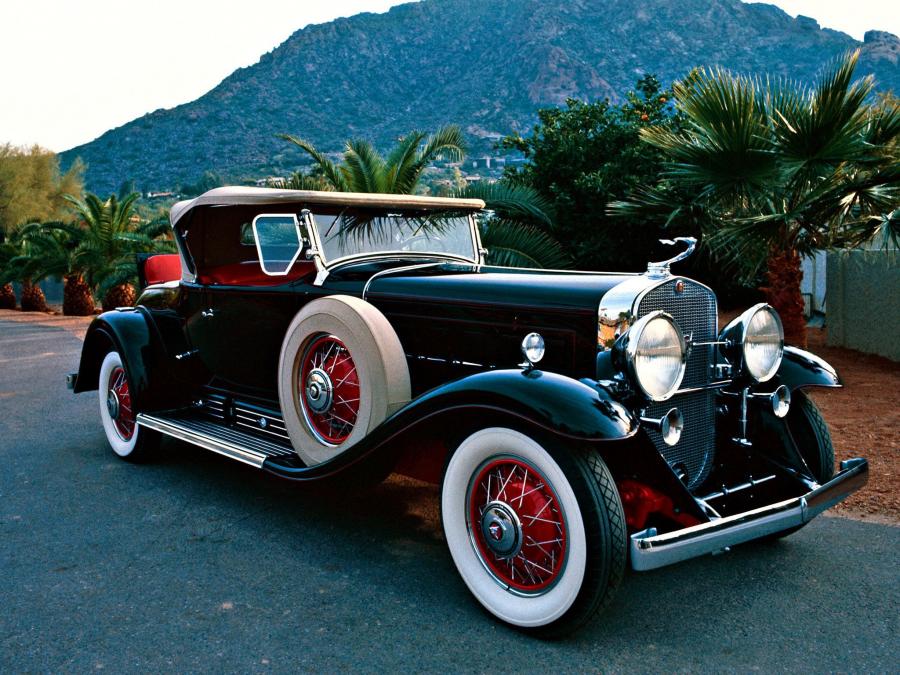  Cadillac Series 452 V16 Roadster by Fleetwood 1930 года  (фото 8 из 17)